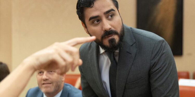 La Eurocámara sanciona a Alvise por no declarar todos sus ingresos