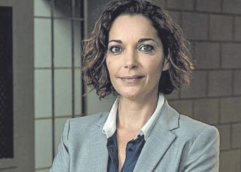 Cristina Plazas, actriz: ‘Cuando jugábamos al escondite y tocaba esconderse, me iba a la biblioteca’