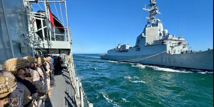 La Armada pone a prueba su ‘orientación al combate’ liderando buques de la OTAN