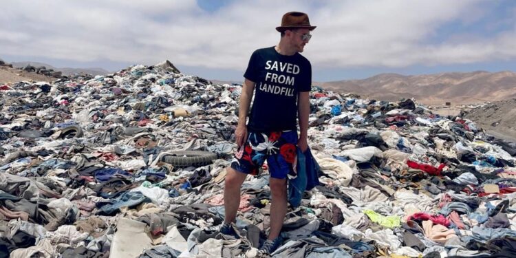 El impacto hídrico de la ropa en España es de 679.000 litros por armario, según un estudio