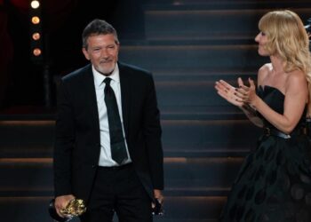 ‘1936’ y el musical ‘Gypsy’ de Antonio Banderas arrasan en los Premio Talía