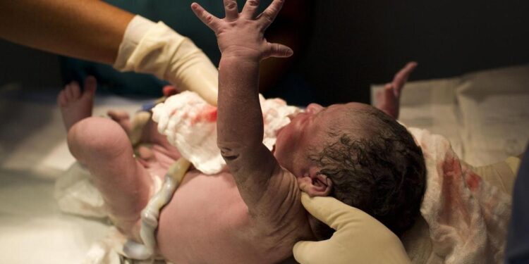 Faltan matronas en España: se debería ‘tener el doble’ para no poner en riesgo la salud de todas las mujeres