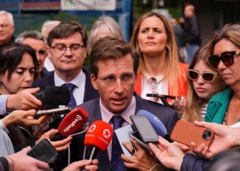 Almeida aplaude el aval de la justicia madrileña a la orden de Consumo a Airbnb de eliminar casi 6.000 anuncios de pisos turísticos ilegales