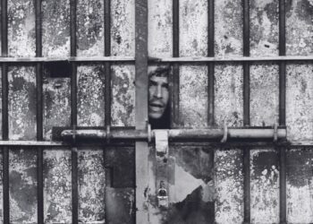 El motín en la cárcel de Carabanchel que Marisa Flórez fotografió desde dentro: ‘Son piezas de gran valor patrimonial’