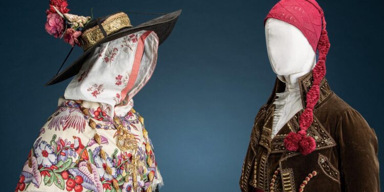 Dime qué vistes y te diré quién eres: la ropa de tus abuelos te ha influido más de lo que piensas