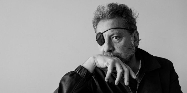 Ray Loriga, escritor: ‘Se está mejor vivo, pero tampoco pasa nada si te mueres’