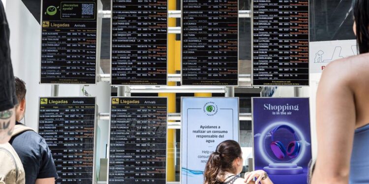 Madrid se consolida como líder en llegada de pasajeros aéreos internacionales con más de dos millones de viajeros
