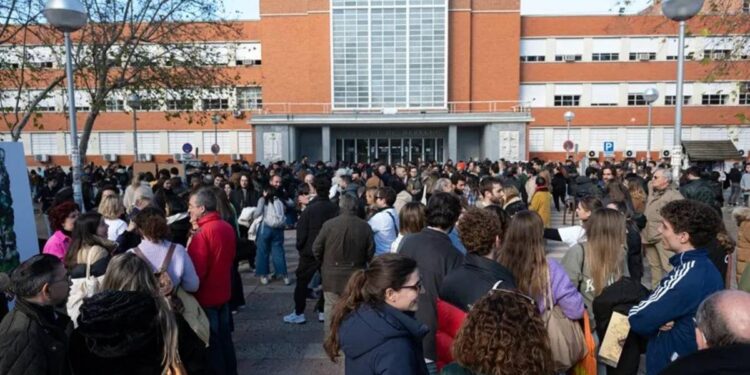 Madrid se convierte en la primera comunidad que agota todas sus plazas MIR