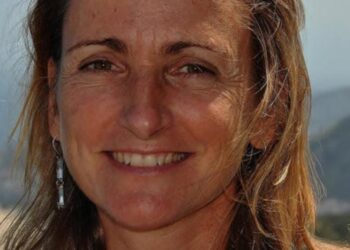 Irene Díez, ginecóloga: “La incontinencia urinaria no se soluciona con compresas, hay que acudir al médico”