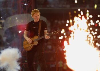 Ed Sheeran en Madrid: perfecto y previsible, el concierto que habría concebido una IA