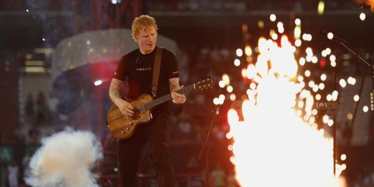 Ed Sheeran en Madrid: perfecto y previsible, el concierto que habría concebido una IA