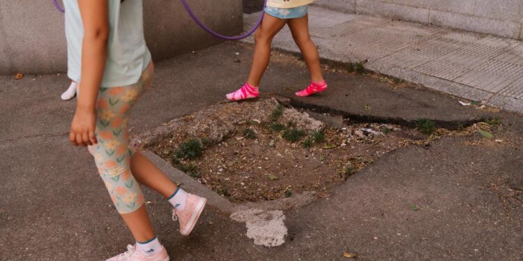 Un exceso de plomo impide el consumo de agua en el colegio Ermita del Santo en plena subida de temperaturas