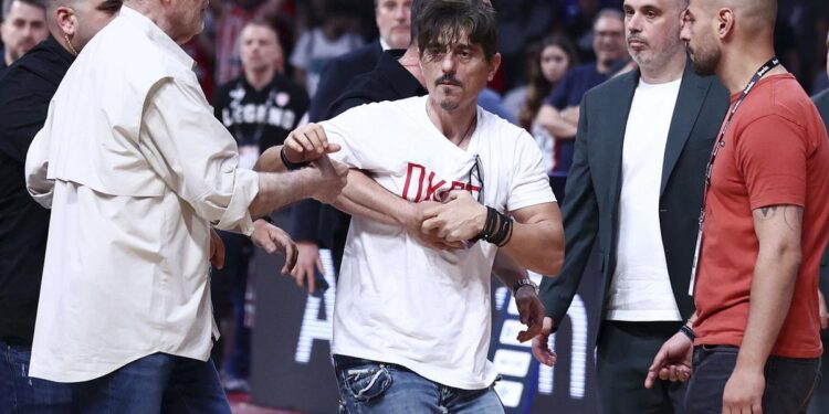 Caos y bochorno en la liga griega de baloncesto: el gobierno suspende la final entre presuntas amenazas de violación y con un presidente a la fuga