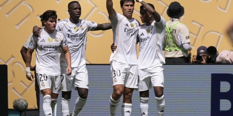 El Real Madrid se mira al espejo en busca de respuestas mientras espera al ‘factor Mbappé’