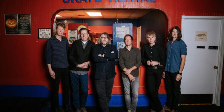 Wilco desembarca de nuevo en Madrid: ‘No creo que nos hayamos convertido en una banda conservadora’