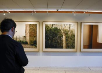 Seguir las huellas de Carlos V durante su retiro en Yuste: ‘Nos interesaba su relación con el entorno y el tiempo’