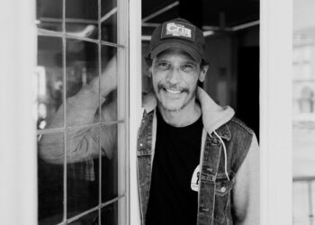 Sergio Peris-Mencheta: ‘Este es un libro de autoayuda en todo el sentido de la palabra, porque me ha ayudado a mí’