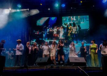 The Refrescos, Jeanette y Sole Giménez, en Sol por los 40 años de la Real Casa de Correos como sede de la Presidencia