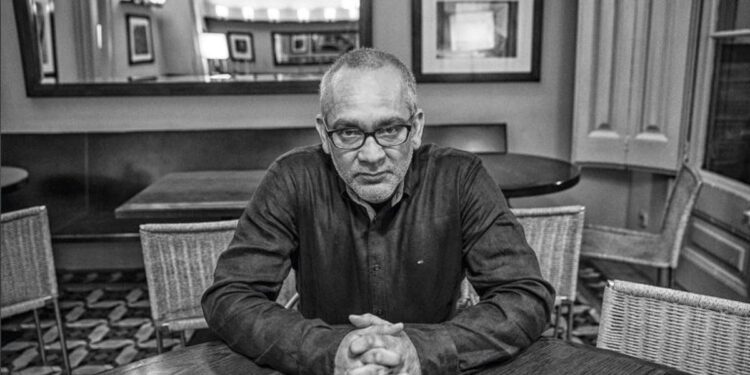 ‘Minimosca’, de Gustavo Faverón Patriau: en el cuadrilátero