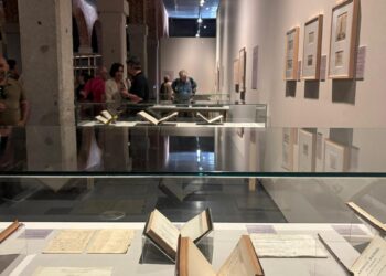 En Madrid hay kilómetros de libros custodiados en el subsuelo de su primera biblioteca pública: la Biblioteca Histórica Municipal cumple 150 años