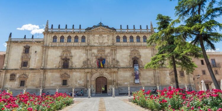 Estudios Ingleses y Lenguas Modernas y Traducción, así es el nuevo doble grado de la UAH para el próximo curso