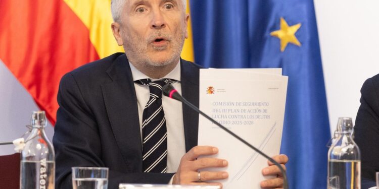 Marlaska reivindica la eficacia policial en Torre Pacheco: ‘España no necesita falsos salvapatrias’