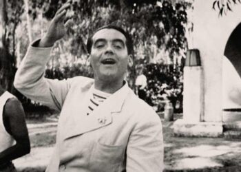 El profesor que lo sabe todo de Lorca: ‘Comenzó a dirigir la Barraca con 33 años, pero hoy sería un simple becario’