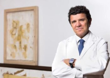 Ramón Vila-Rovira: ‘De pequeño no leía, fue ya siendo médico cuando me convertí en un gran lector’