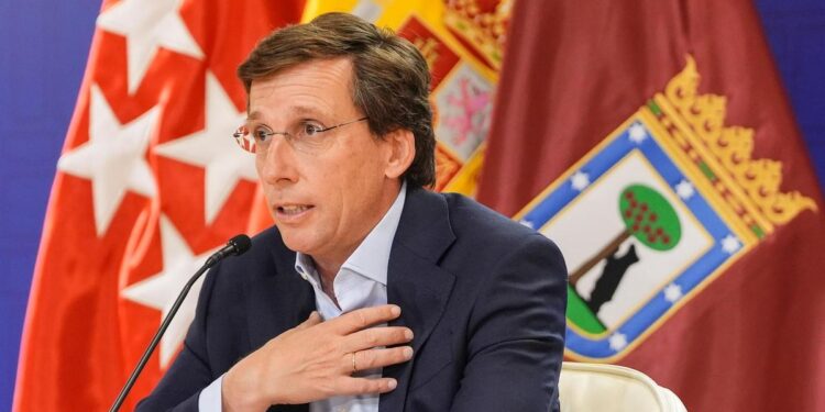 Almeida, sobre Ortega Smith: ‘A mi juicio no debería ser concejal del Ayuntamiento de Madrid’