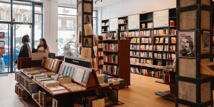 El caso de los 129 municipios de Madrid sin ninguna librería en kilómetros: ‘Los libros son bienes de primera necesidad’