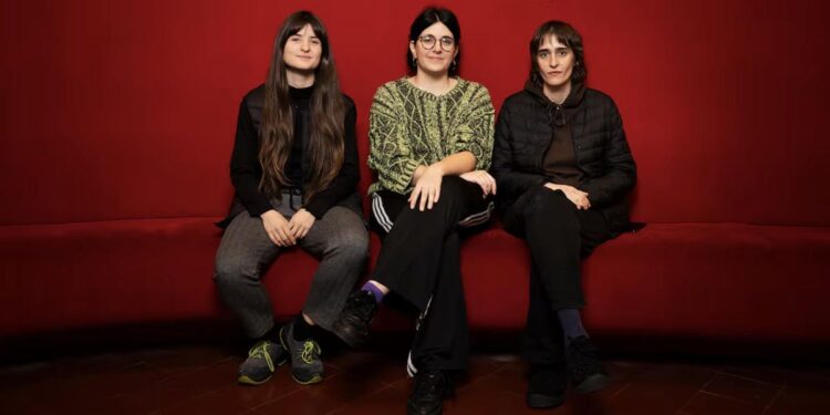 Las Huecas: ‘En ‘Risa caníbal’, las líderes de ultraderecha se pondrán la máscara del ‘clown’ y eso las llevará a una muerte y destrucción absoluta’