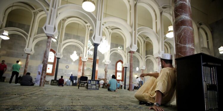 Musulmanes de Madrid alzan la voz tras el veto en Jumilla: ‘Tenemos que enseñarles a los partidos de derechas que no hay nada malo en nosotros’