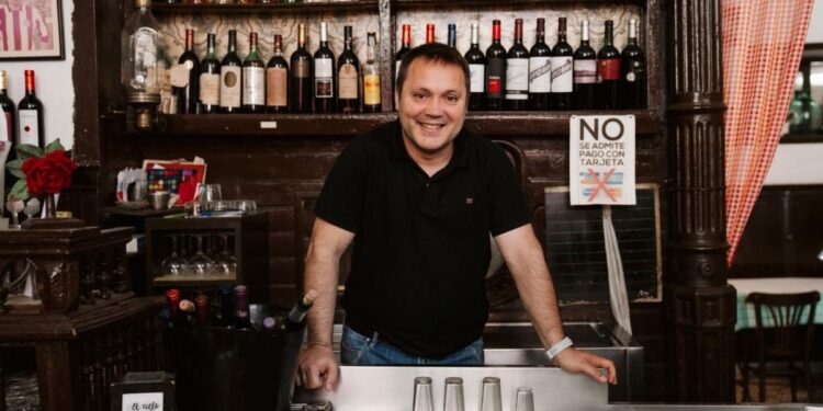 La Tienda de Vinos a la que la bohemia convirtió en ‘El Comunista’