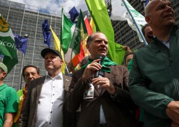 El campo madrileño, inquieto ante los recortes en la PAC: ‘Desaparecería mucha gente del sector’