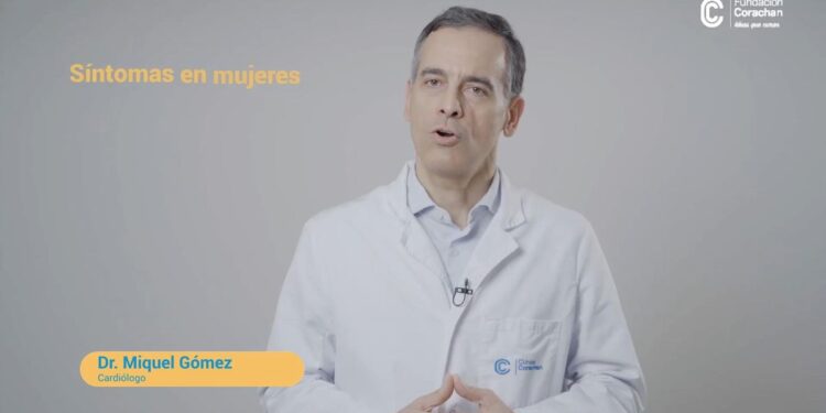 Miguel Gómez, cardiólogo: ‘La angina de pecho o el infarto en mujeres se dan sobre todo a partir de la menopausia’