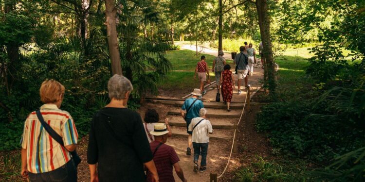 De palacios del siglo XVI a pistas de tenis de los años 20: el paseo por las ‘desconocidas’ quintas de Ciudad Lineal