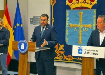 Asturias reclama una alianza del Noroeste para combatir el fuego