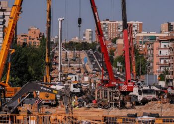 Nuevo corte en la A-5 a partir del lunes para construir el futuro ‘bypass’ hacia el norte