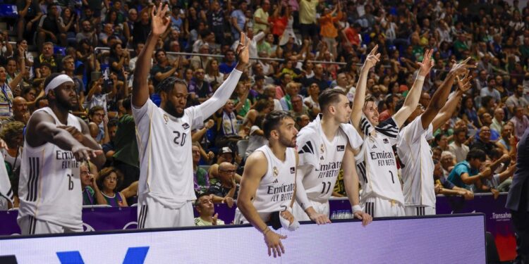 El Real Madrid sobrevive al Tenerife y jugará la final contra el Valencia Basket