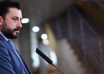 El PP de Ayuso arremete contra Sánchez por las medidas sobre Gaza: ‘Una repugnante declaración antisemita’