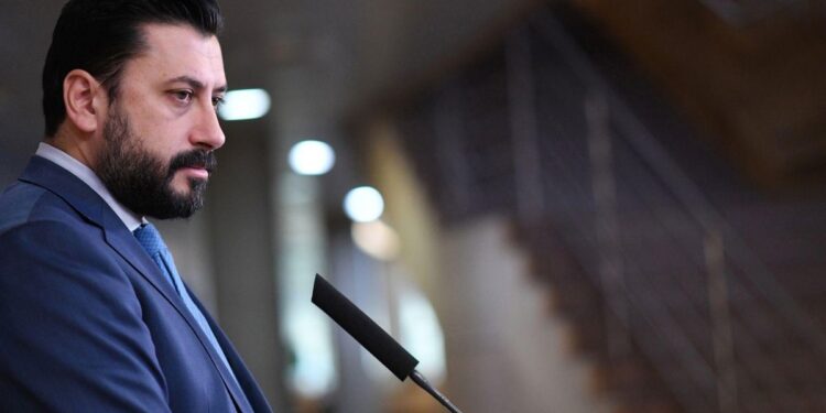 El PP de Ayuso arremete contra Sánchez por las medidas sobre Gaza: ‘Una repugnante declaración antisemita’