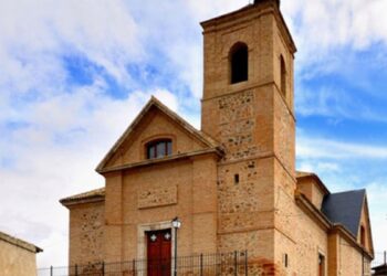 Este pueblo de la provincia de Toledo busca vecinos y vende casas por 20.000 euros: está a una hora de Madrid