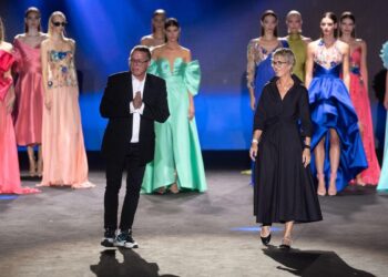 Grandes volúmenes y siluetas audaces en las propuestas de Isabel Sanchís y Hannibal Laguna