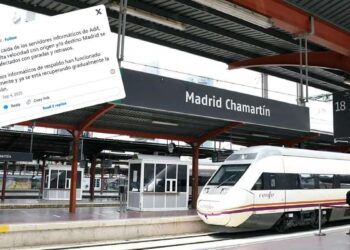 Los trenes AVE que circulan por Madrid siguen registrando retrasos horas después de la caída de los servidores de Adif