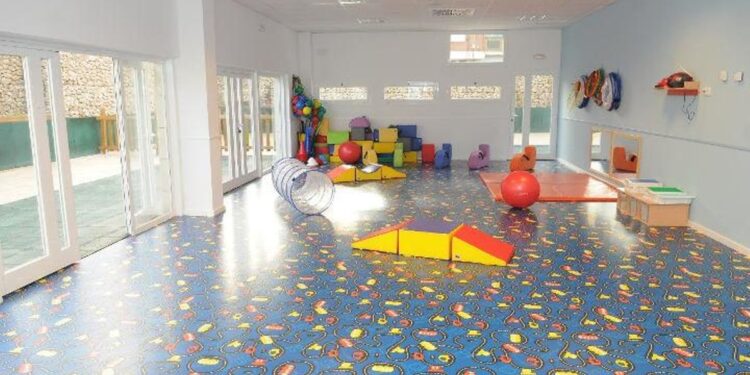 Atención familias, el curso infantil en Madrid arrancará más tarde: apunta la fecha