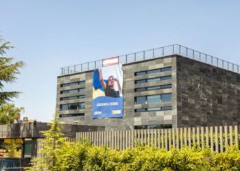 Pozuelo cierra el centro de refugiados CREADE: más de 400 migrantes tendrán que ser realojados