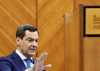 Juanma Moreno se desmarca de la línea oficial del PP y reconoce el ‘genocicio’ de Israel en Gaza