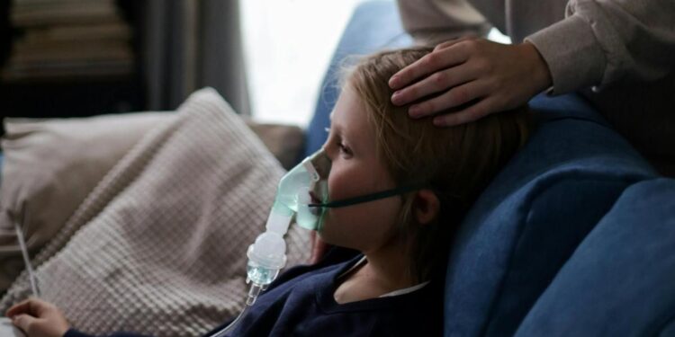 La Comunidad de Madrid destina 107 millones de euros a terapias respiratorias a domicilio para más de 150.000 pacientes