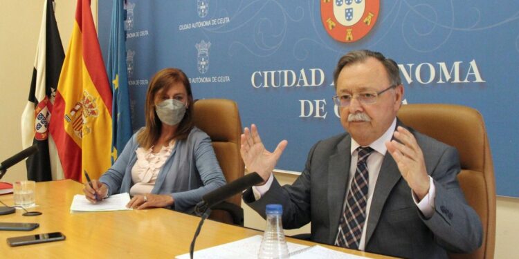 Condenadas la exdelegada del Gobierno y la exvicepresidenta de Ceuta por la devolución de menores a Marruecos