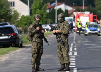 Polonia invoca el artículo 4 de la OTAN para abrir consultas con sus aliados tras la incursión de drones rusos en su territorio